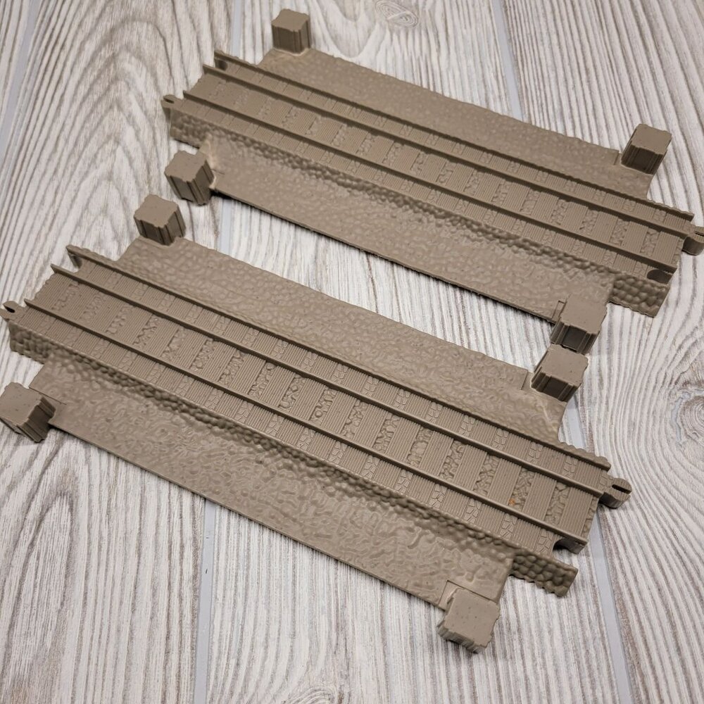 Thomas & Friends Trackmaster Bridge Ramp Track Tan 2009 9‎ Inch Set 2pc